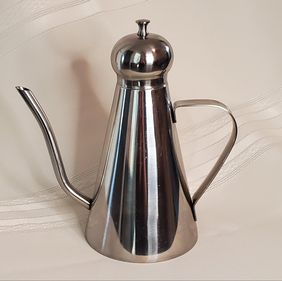 Goose neck Oil Bottle Eco-friendly Corrosion resistant Stainless Steel Drip free - Picture 2 of 9